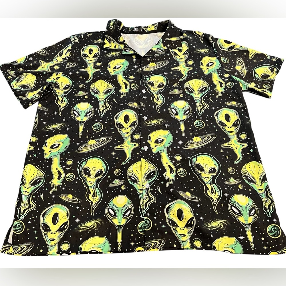 Ace Prints Hawaiian Style Button Up Shirt Aliens Mens XL